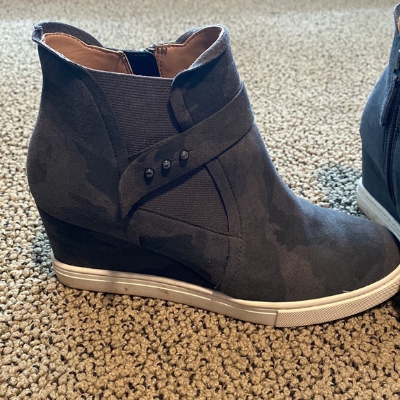 Wedge booties - Picture 3 of 7